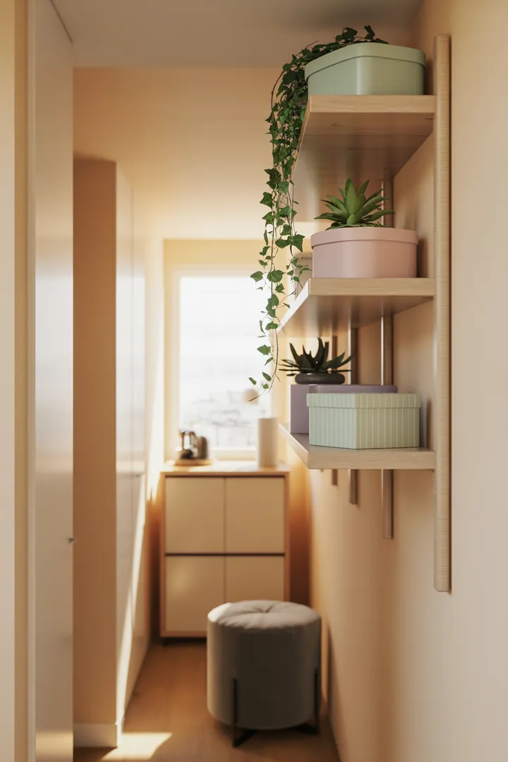 Ein stilvolles Wandregal aus Holz mit mehreren Fächern, dekoriert mit bunten Kisten und Büchern, ideal zur Aufbewahrung und Dekoration in jedem Raum.